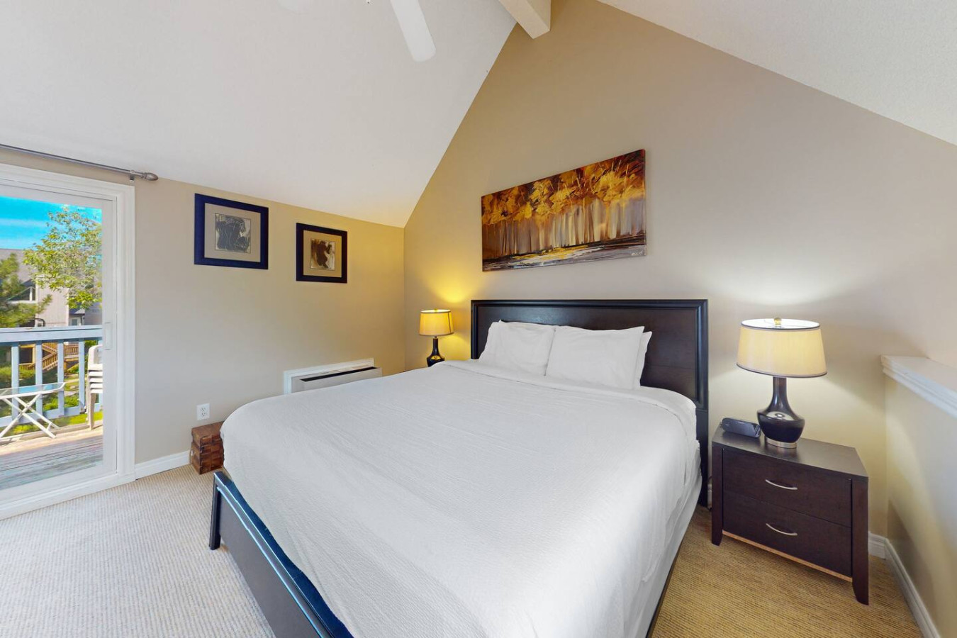 Bright Creekside Condo - Pool, Hot Tub, Tennis! | Photo 3