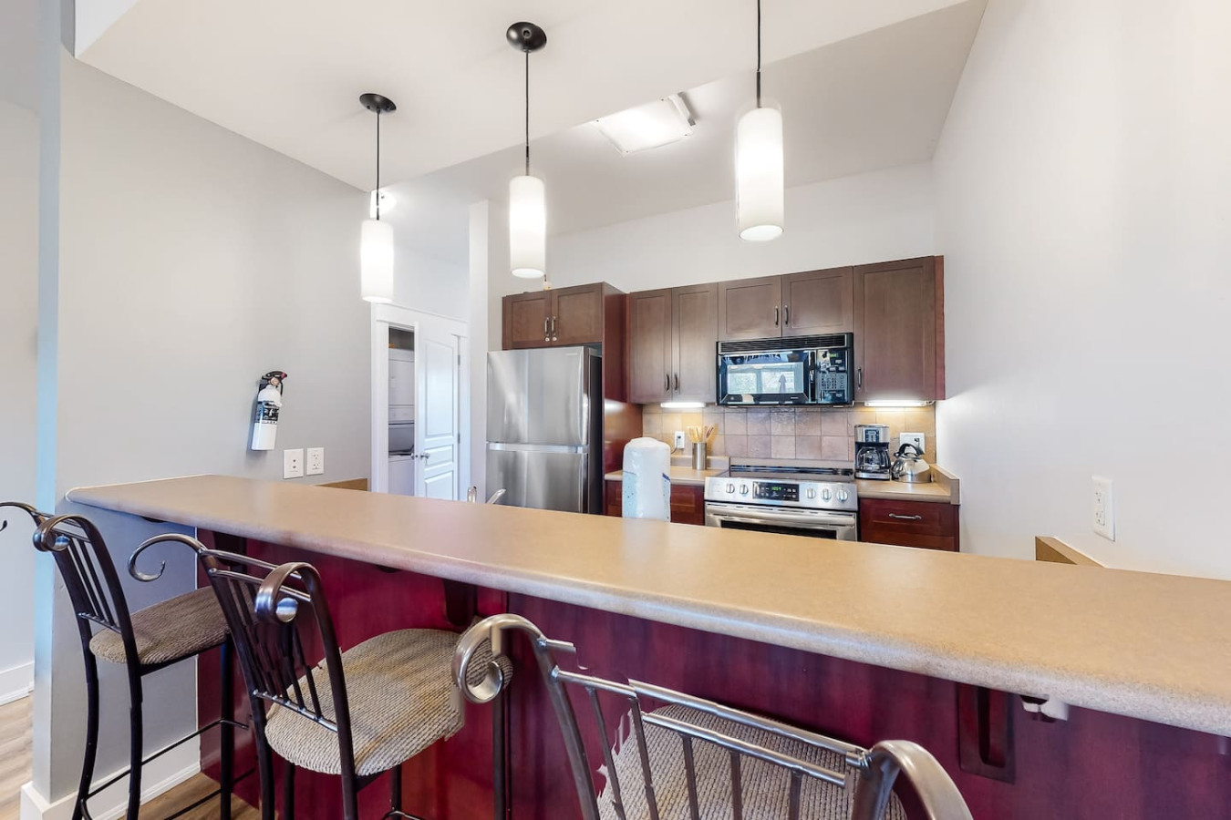 Eagle's Escape at Blue Mtn: Summer Pool + Hot Tub | Photo 8