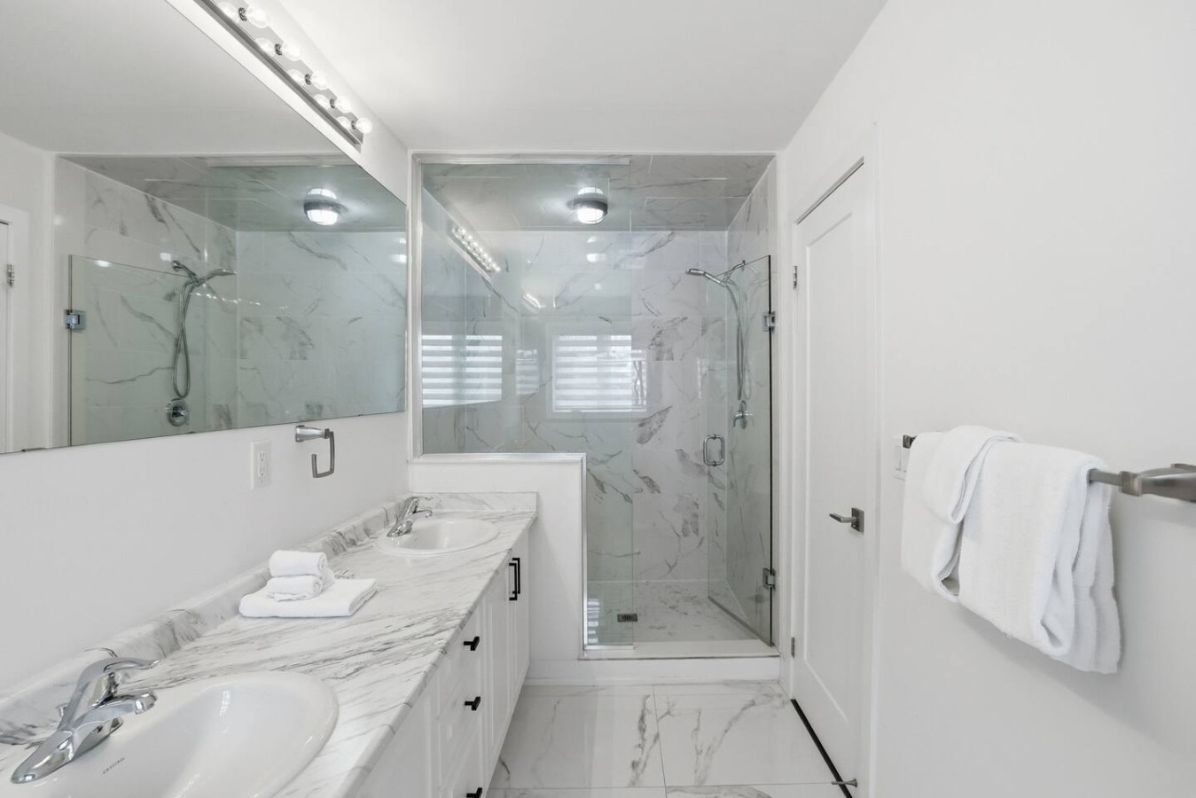 Crosswinds Peak: Sleek 3BDR - Mins to BM Village | Photo 26