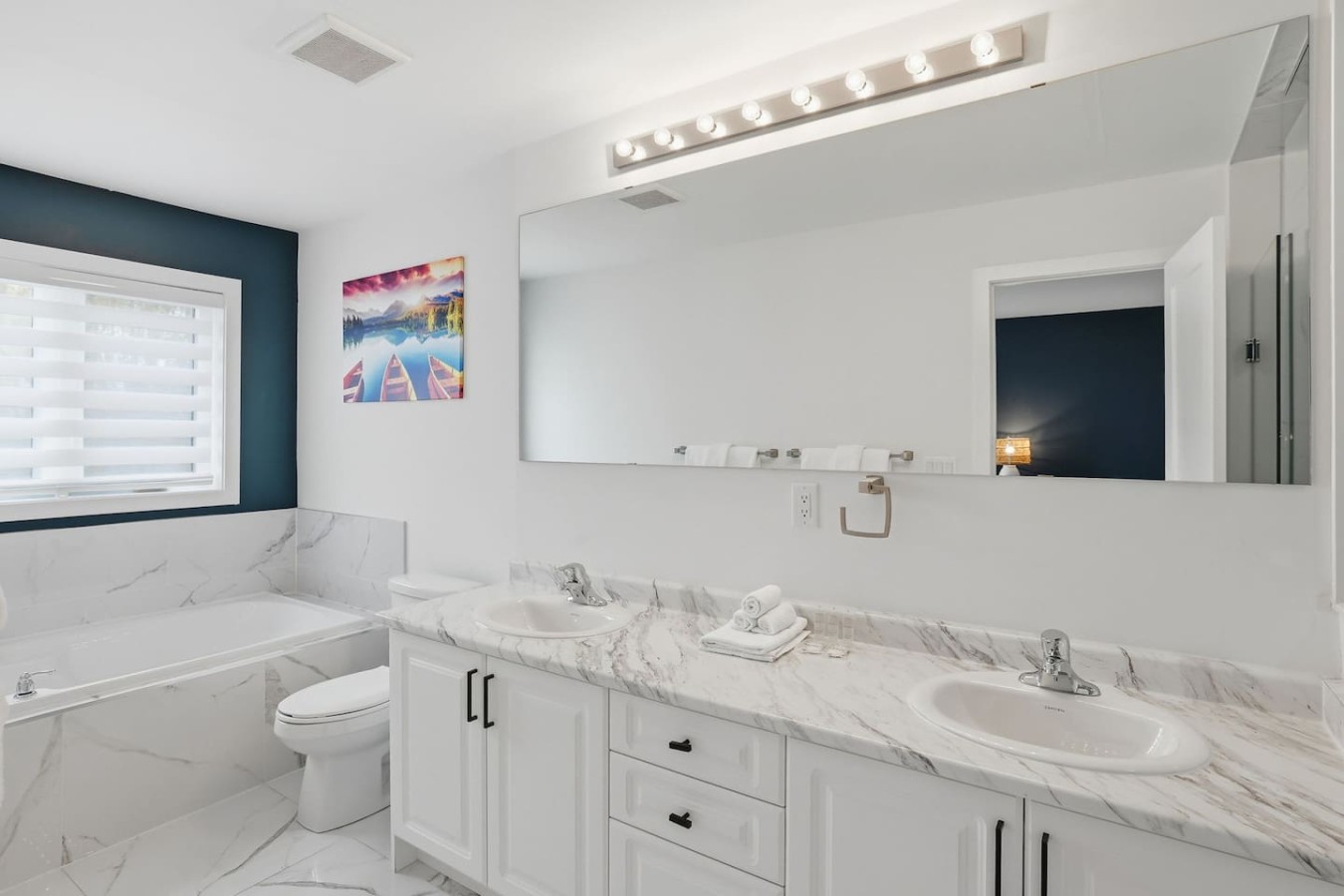 Crosswinds Peak: Sleek 3BDR - Mins to BM Village | Photo 24