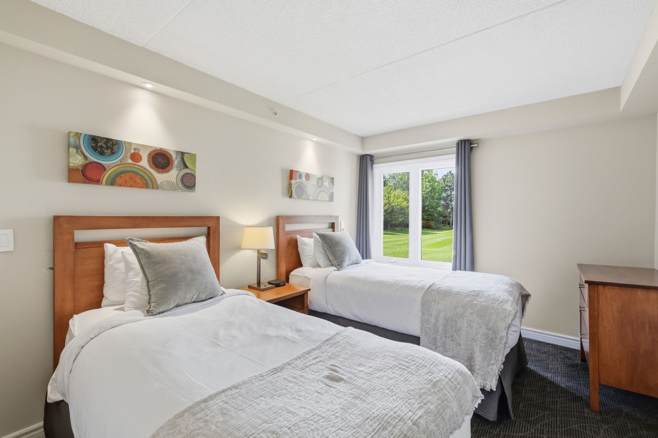 Village Side 3BDR | New Kitchen & Private Patio 34
