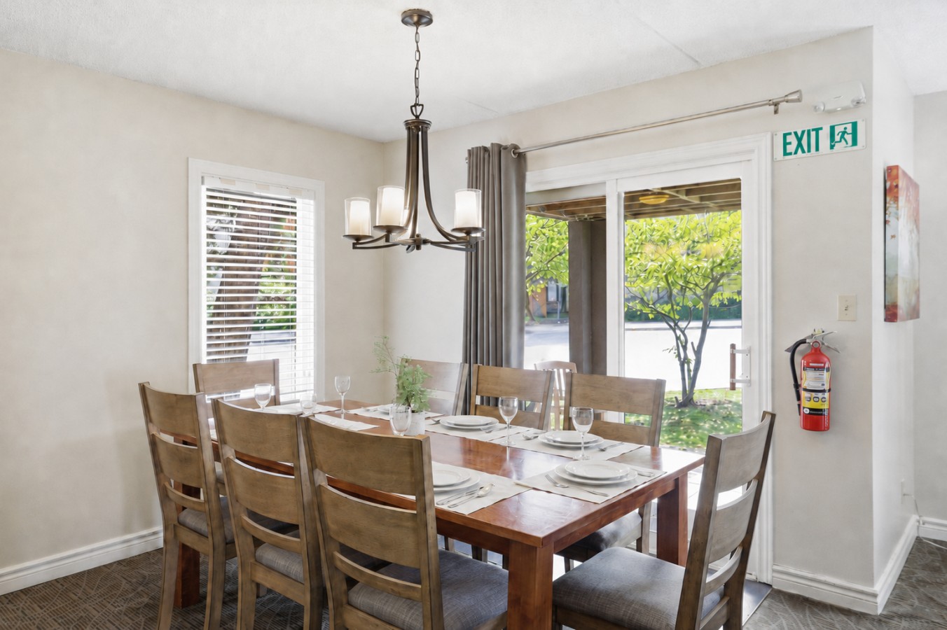 Village Side 3BDR | New Kitchen & Private Patio 18