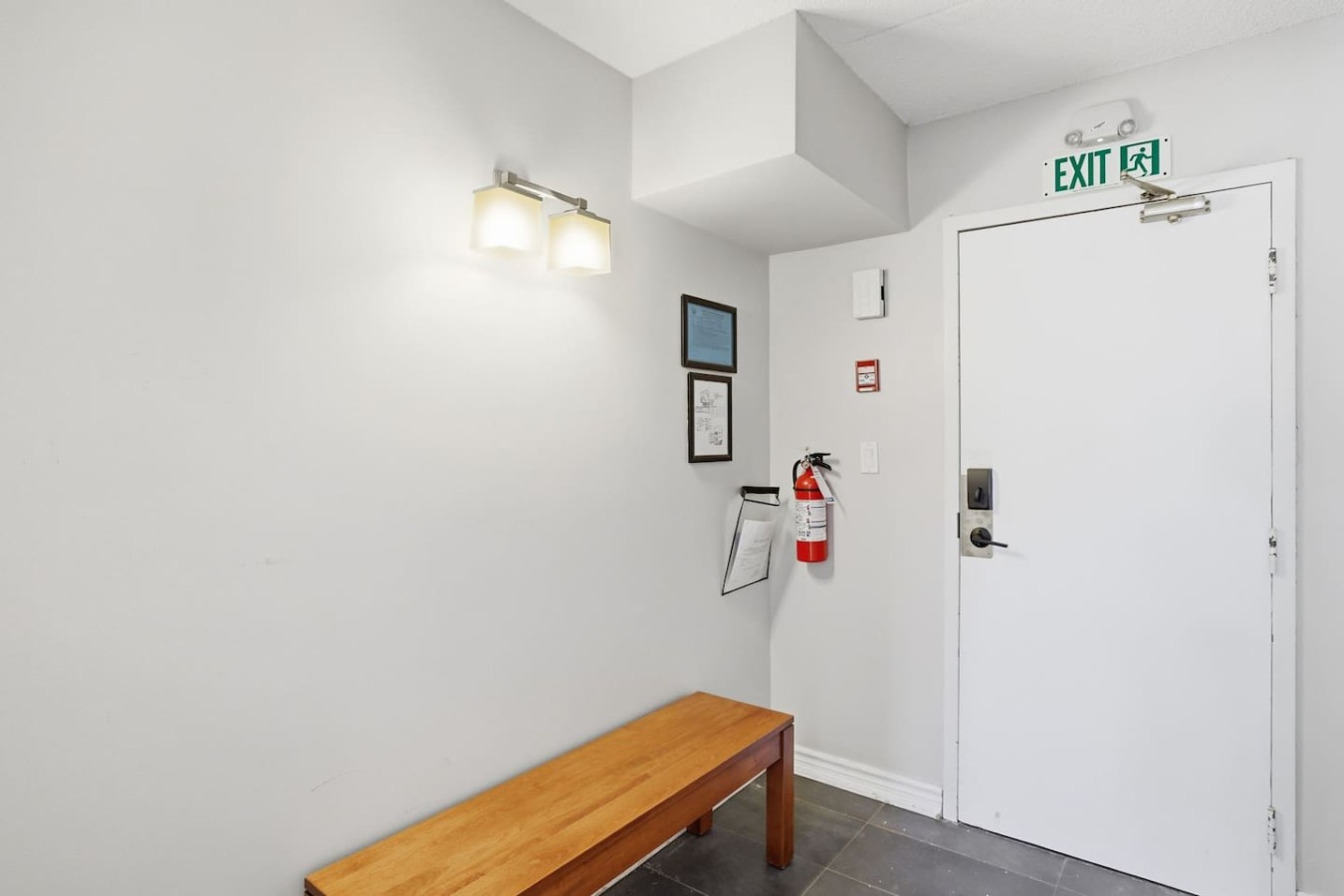 Village Steps | 3BDR Loft with Cathedral Ceilings | Photo 26