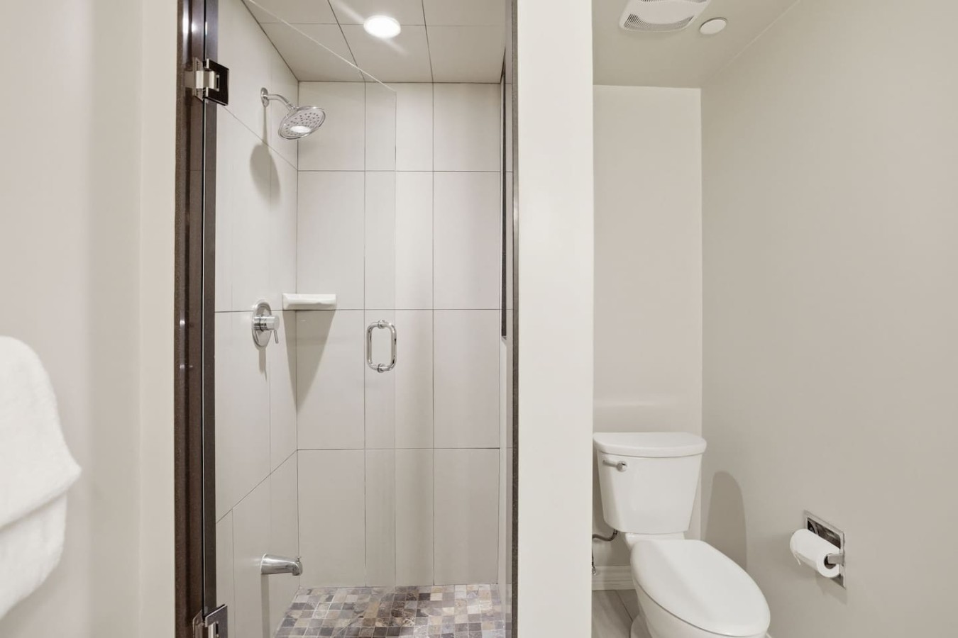 Village Steps | 3BDR Loft with Cathedral Ceilings | Photo 20