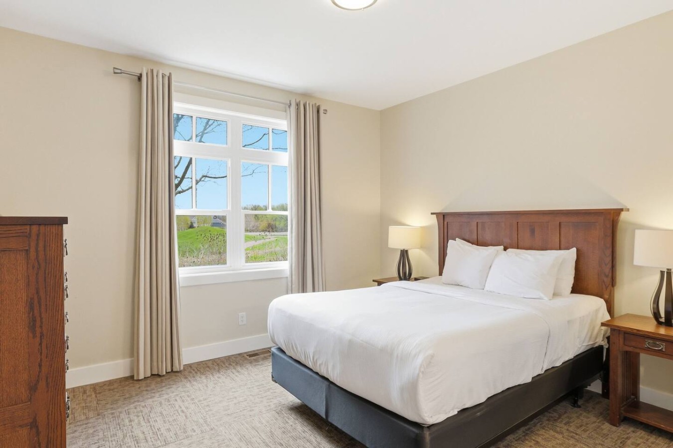 Private End-Unit: Golf Views & Steps to Village | Photo 16