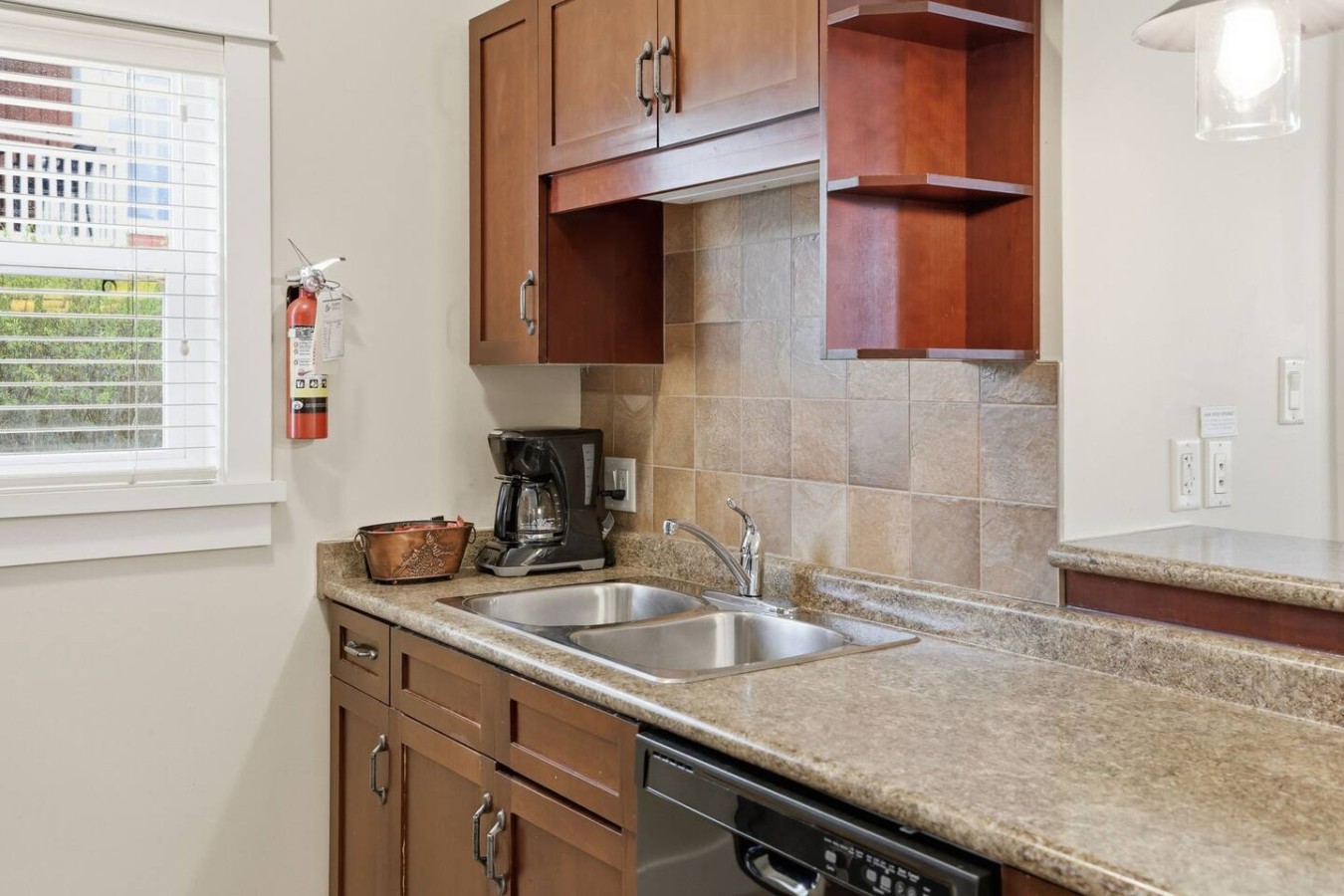 Private End-Unit: Golf Views & Steps to Village | Photo 10