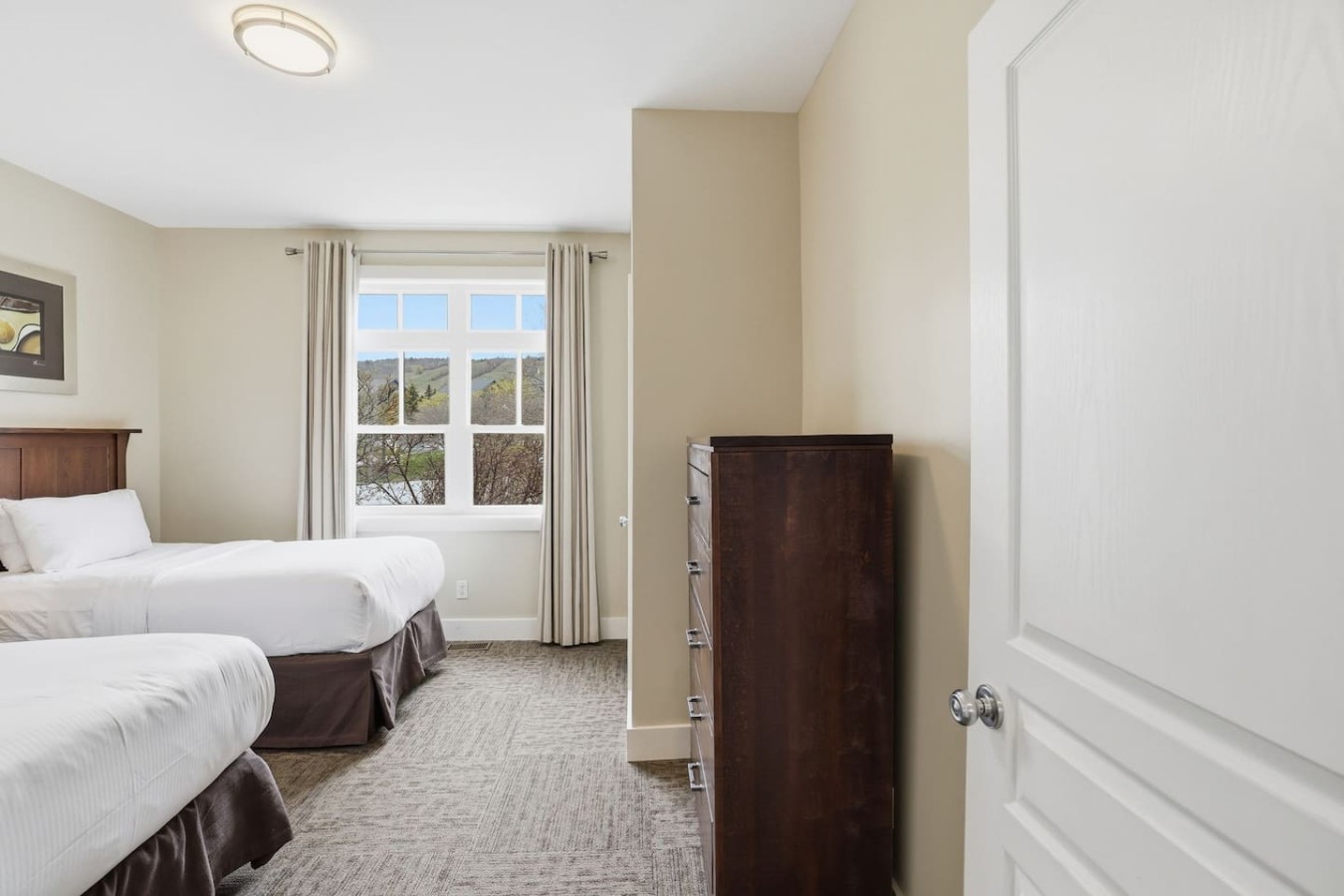 Private End-Unit: Golf Views & Steps to Village | Photo 23