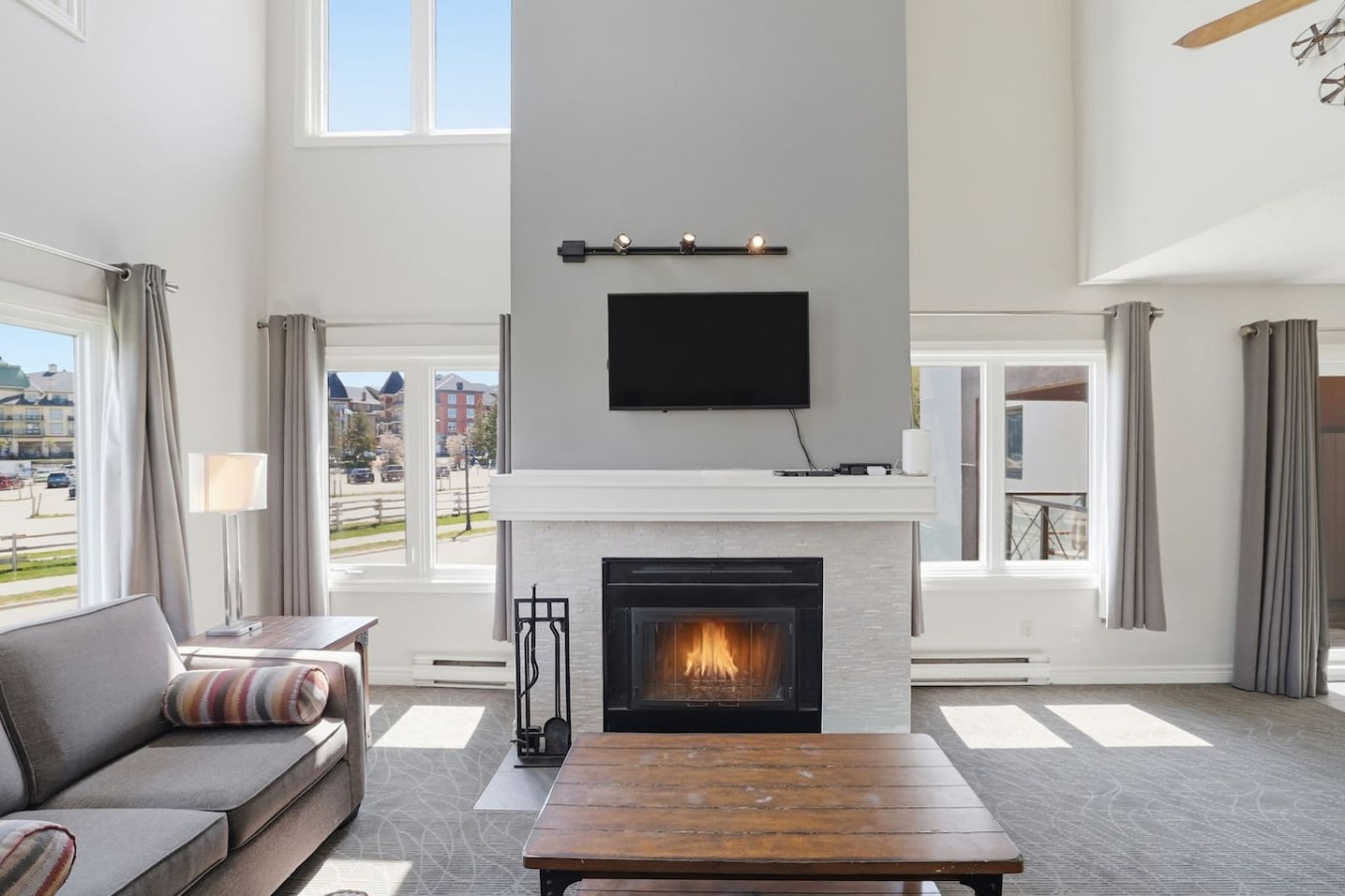 Steps to Village & Slopes | Spacious 3BDR Retreat | Photo 8