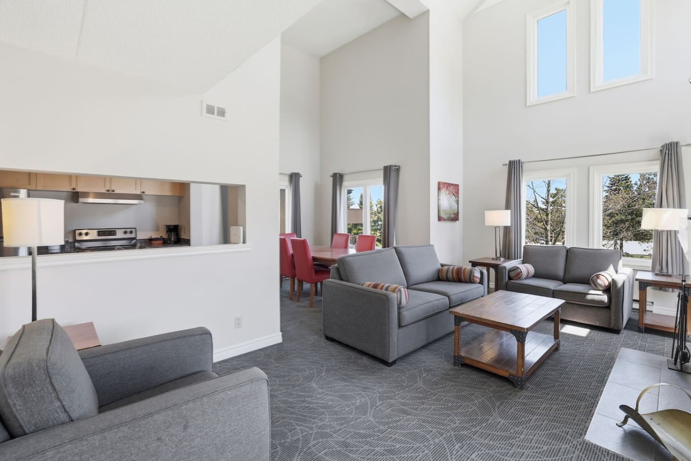 Steps to Village & Slopes | Spacious 3BDR Retreat | Photo 10