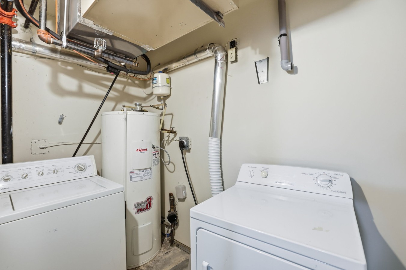 Steps to Village & Slopes | Spacious 3BDR Retreat 41