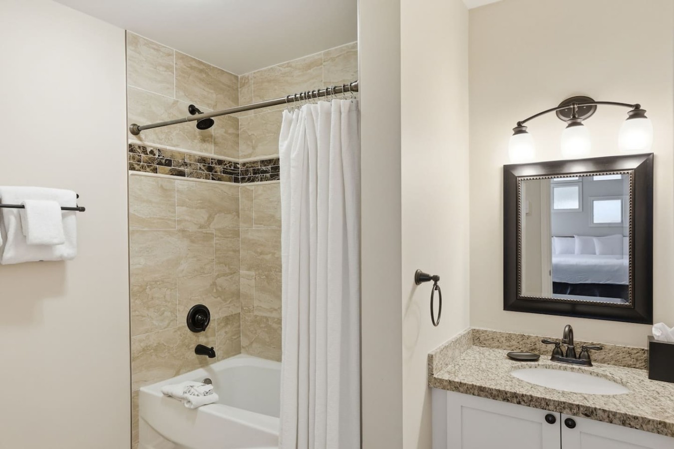 Steps to Village & Slopes | Spacious 3BDR Retreat | Photo 23