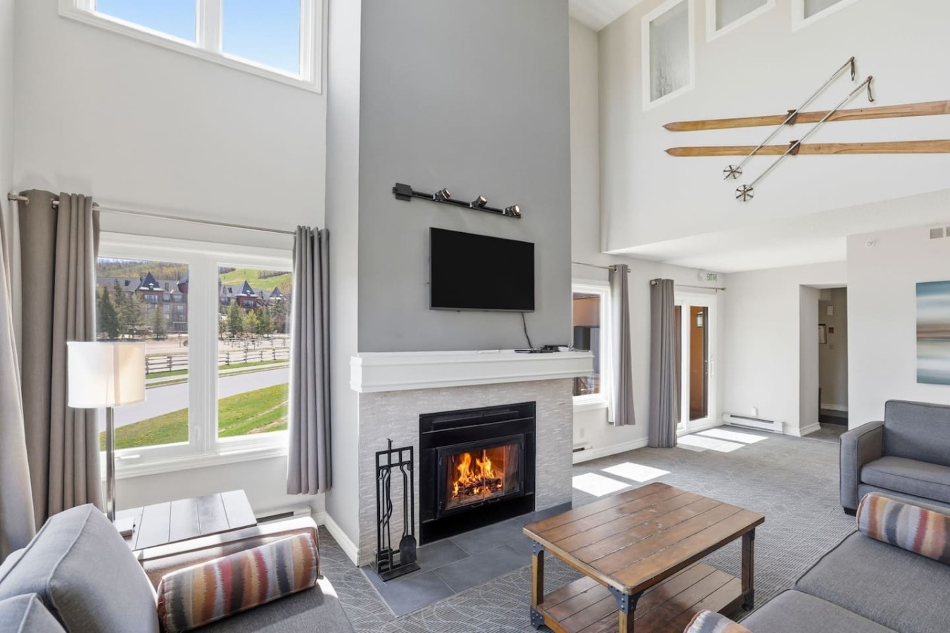 Steps to Village & Slopes | Spacious 3BDR Retreat | Photo 7