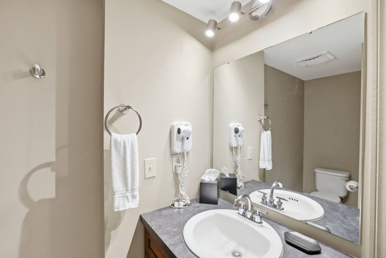 101 Wintergreen | Photo 32