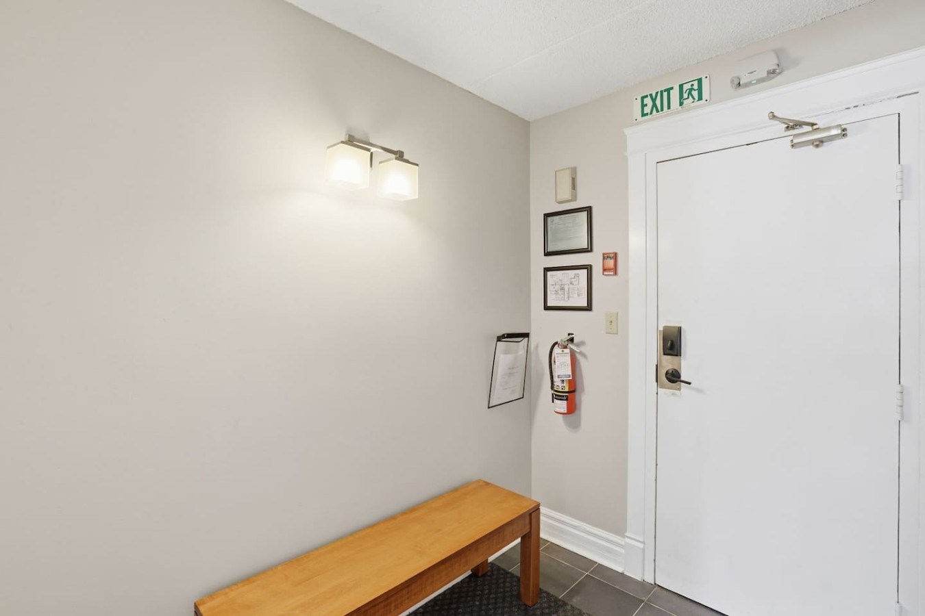 3BDR Blue Mountain Gem | Walk to Village & Ski 31