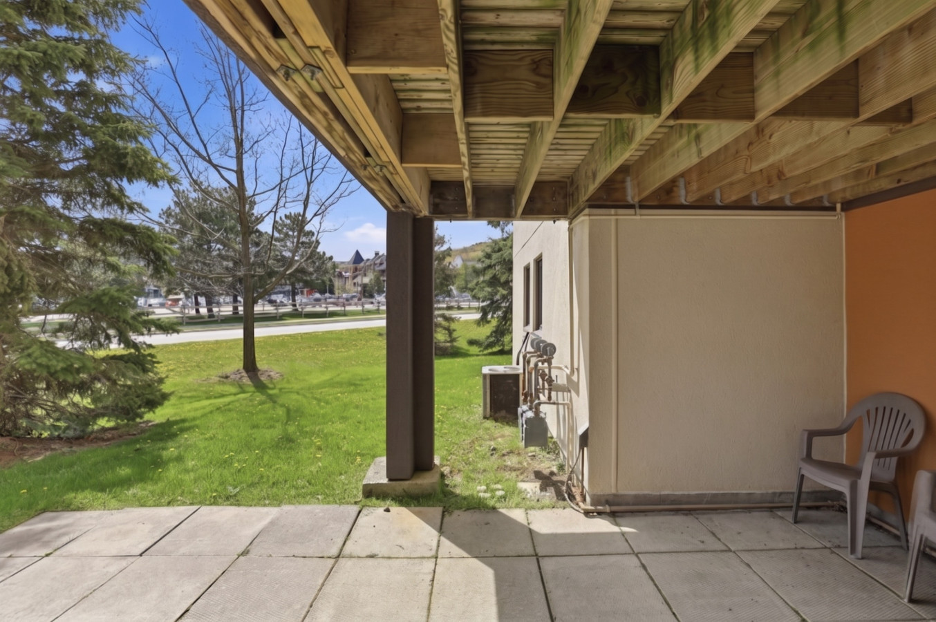 3BDR Blue Mountain Gem | Walk to Village & Ski 33