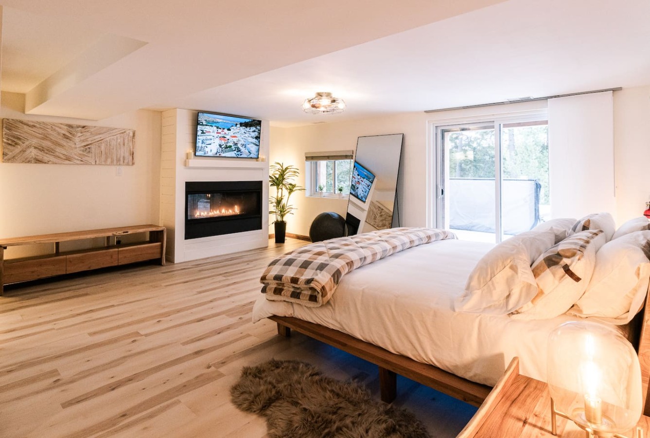 The Deer Cottage | Dock & Hot Tub | Games Room | Photo 27