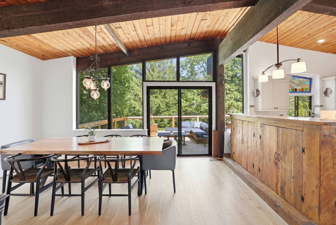Whispering Pines Lodge | Photo 18