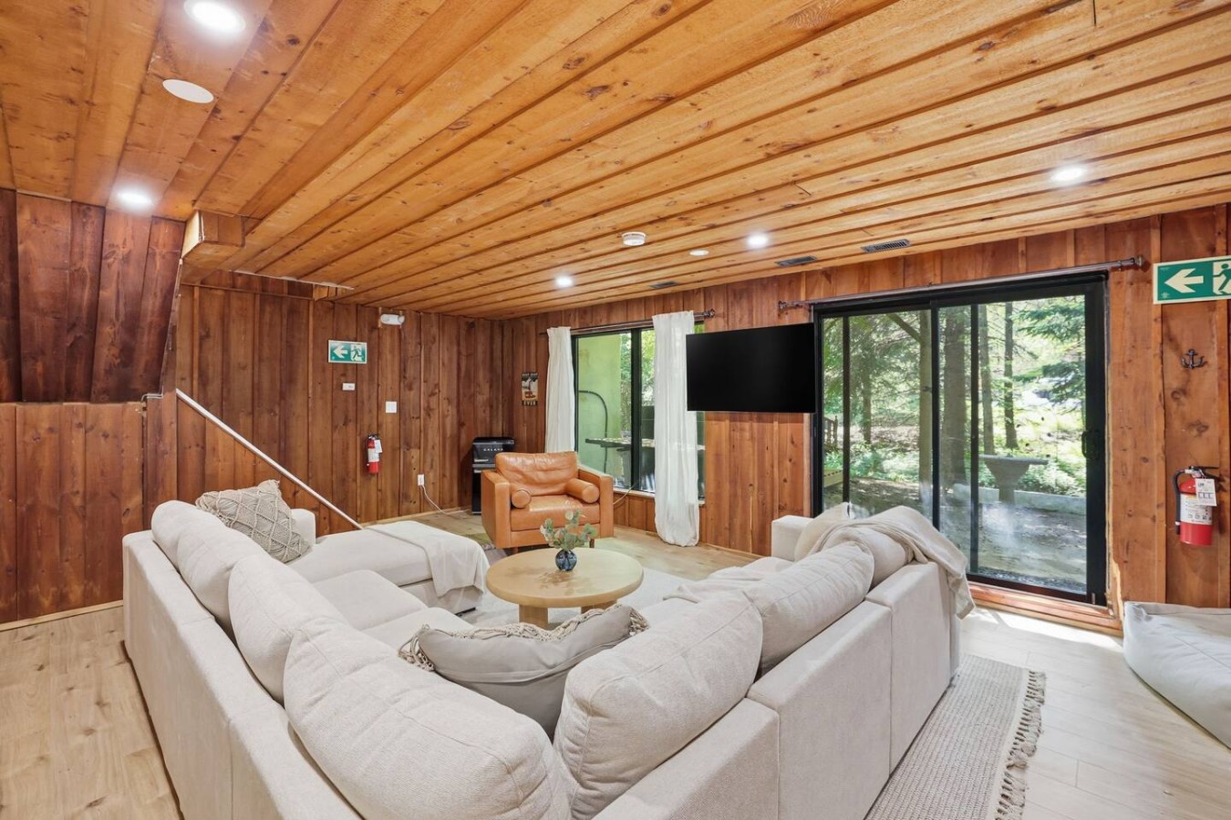 Whispering Pines Lodge | Photo 26