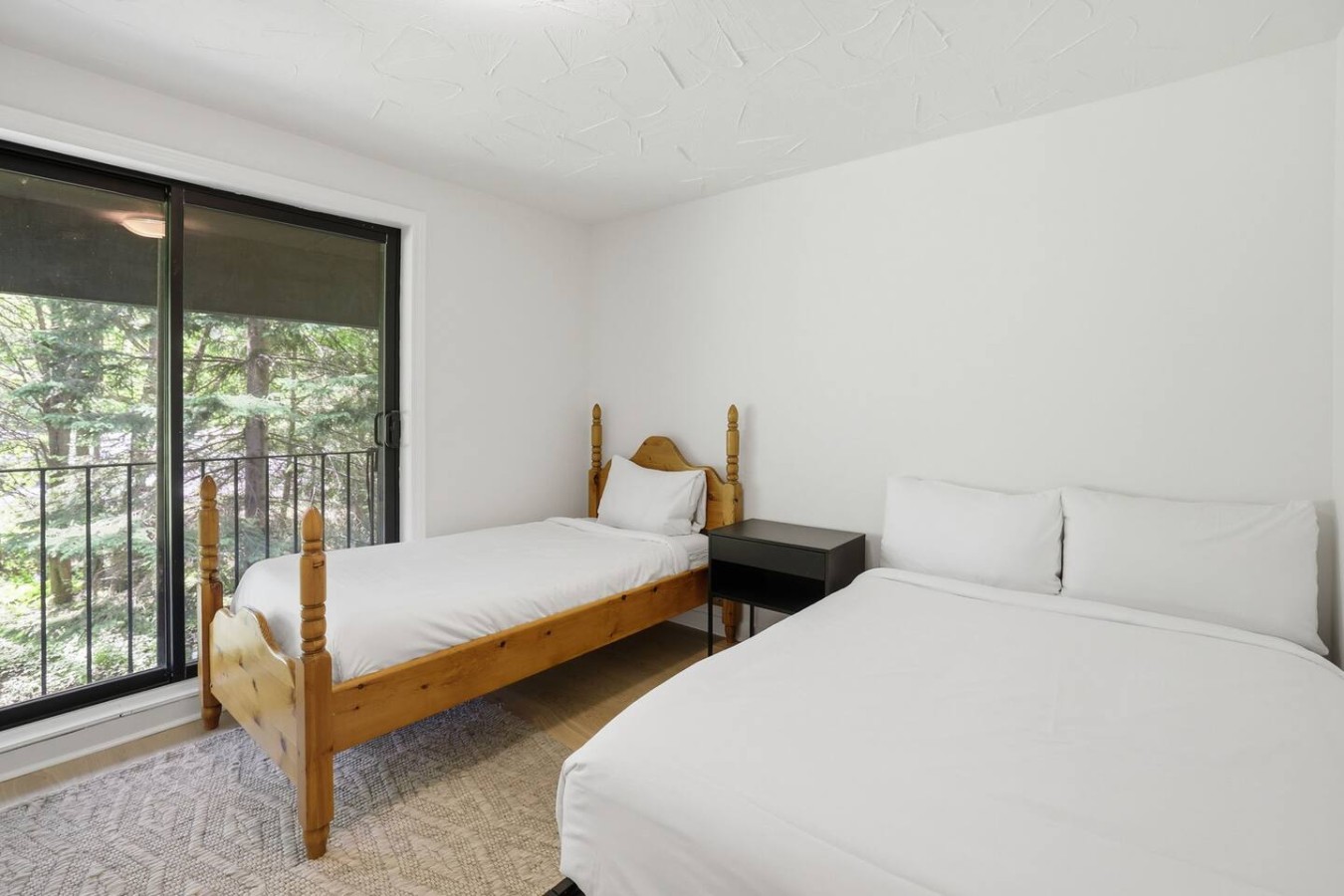 Whispering Pines Lodge | Photo 36