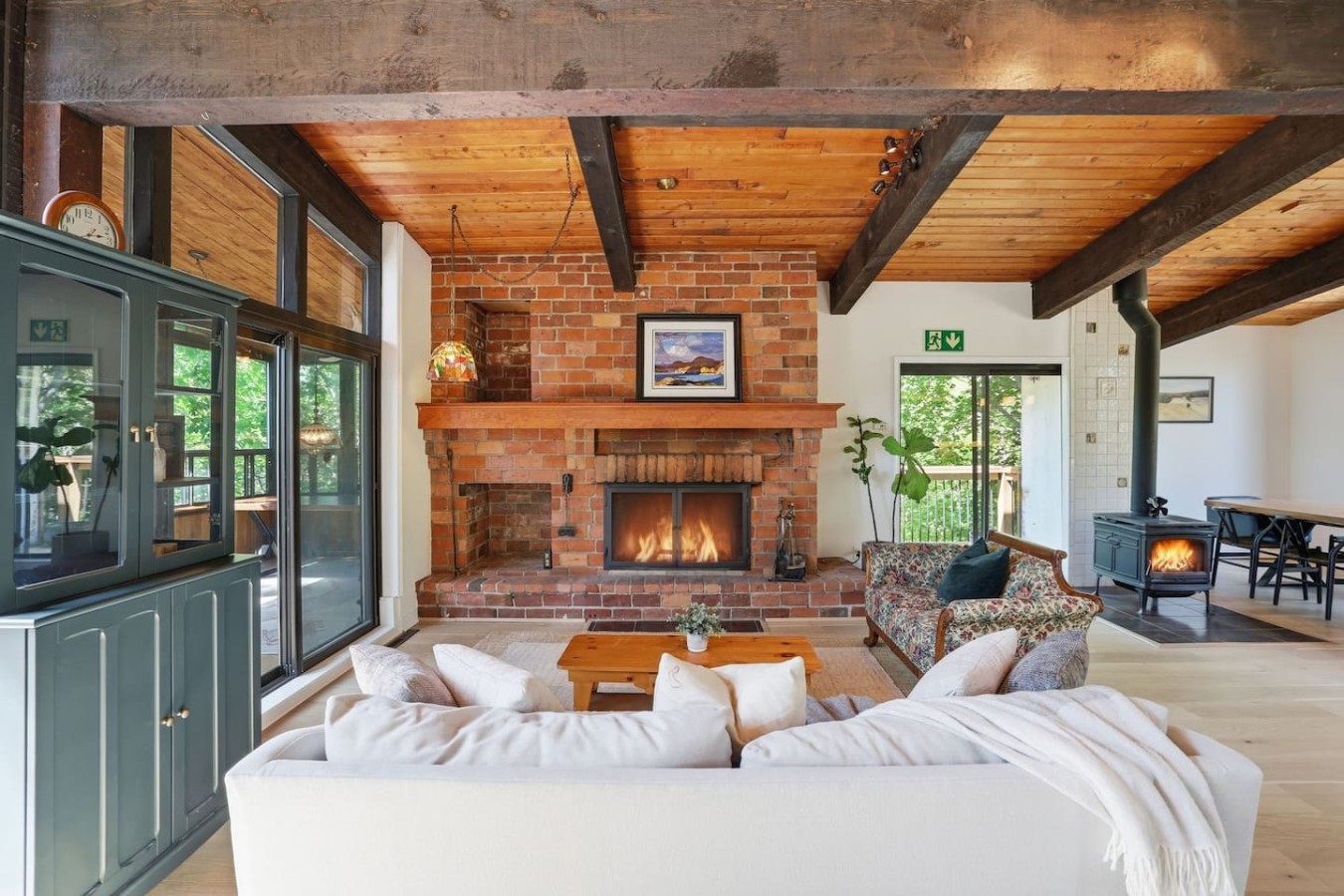 Whispering Pines Lodge | Photo 2