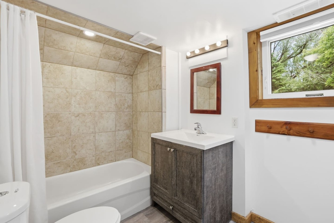Evergreen Escape: Sauna w/ Hot Tub | Photo 41