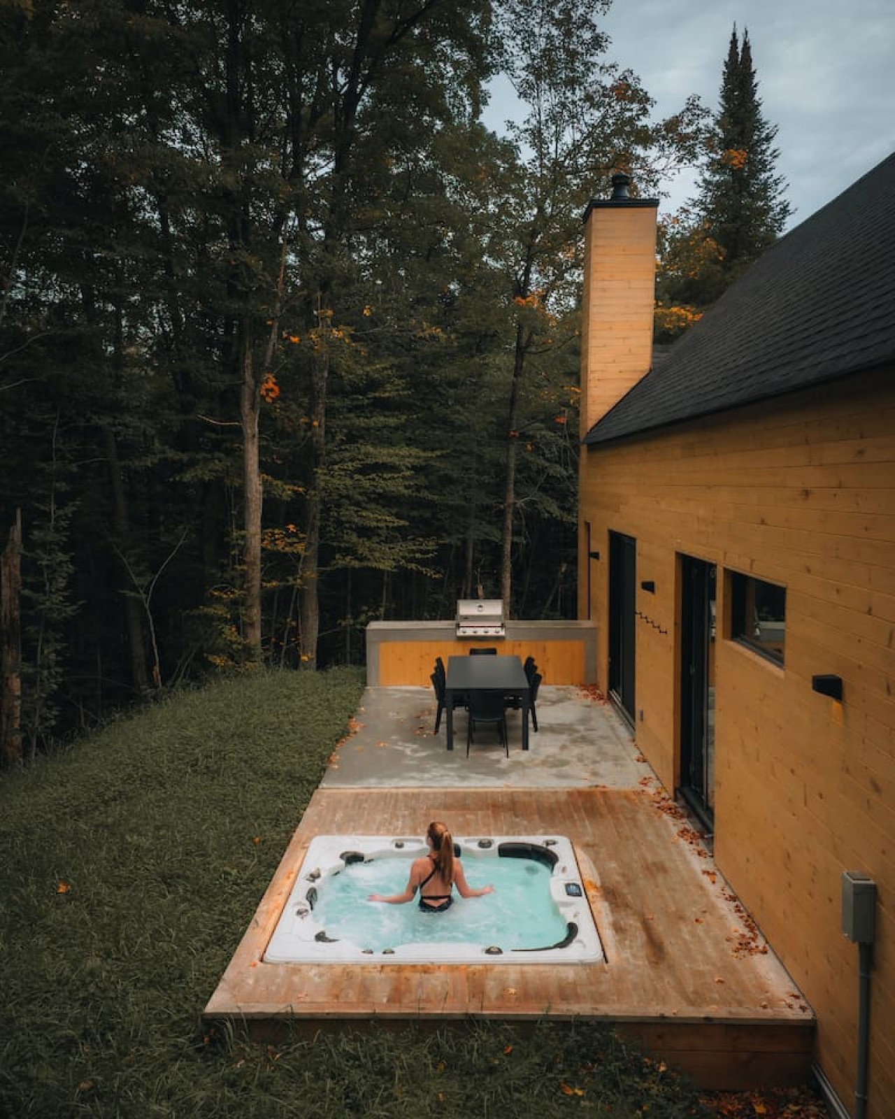 Le Naro Cabin: Forest Escape w/ Hot Tub & Fire Pit | Photo 4