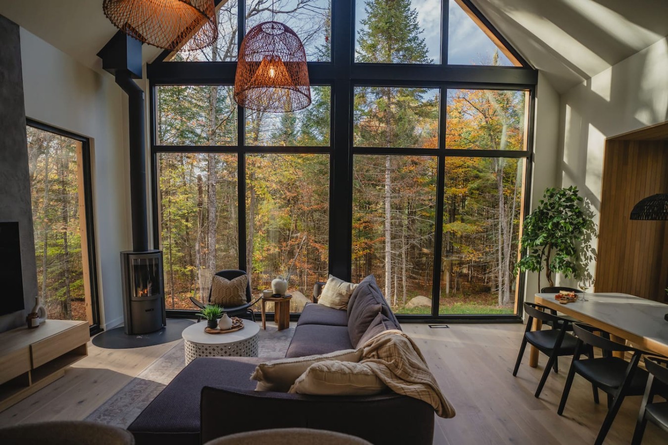 Le Naro Cabin: Forest Escape w/ Hot Tub & Fire Pit | Photo 10
