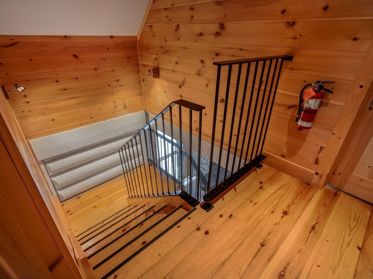 L'Orée du Bois: Forest Chalet with Hot Tub | Photo 14