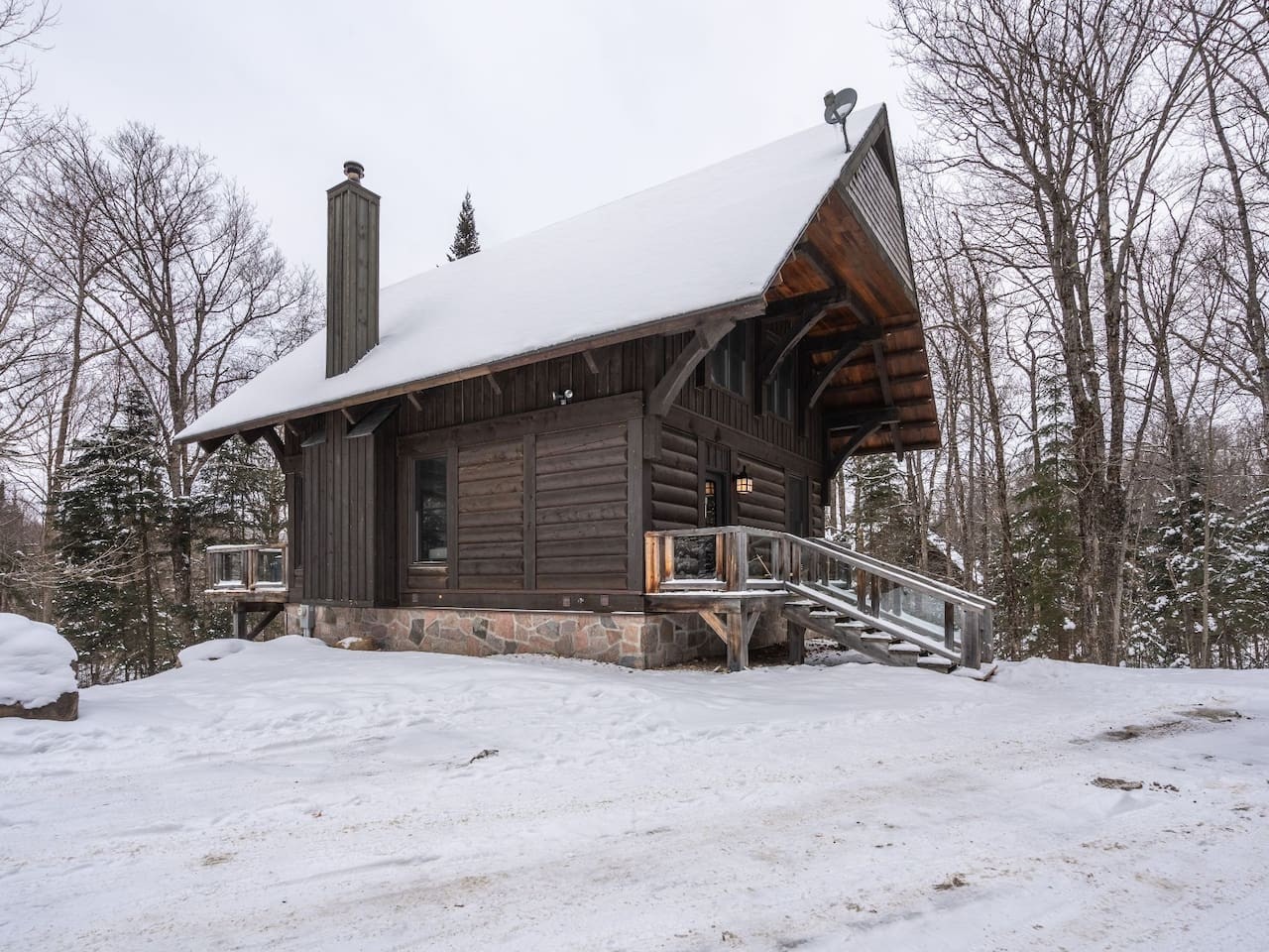 L'Orée du Bois: Forest Chalet with Hot Tub | Photo 33