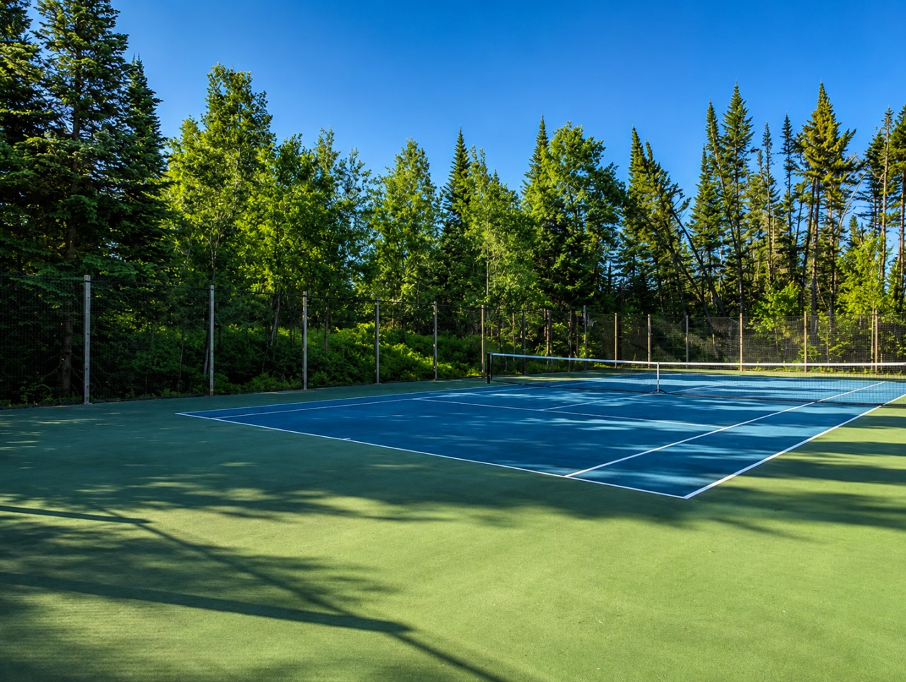 9 Ch. Pruches Tennis Court