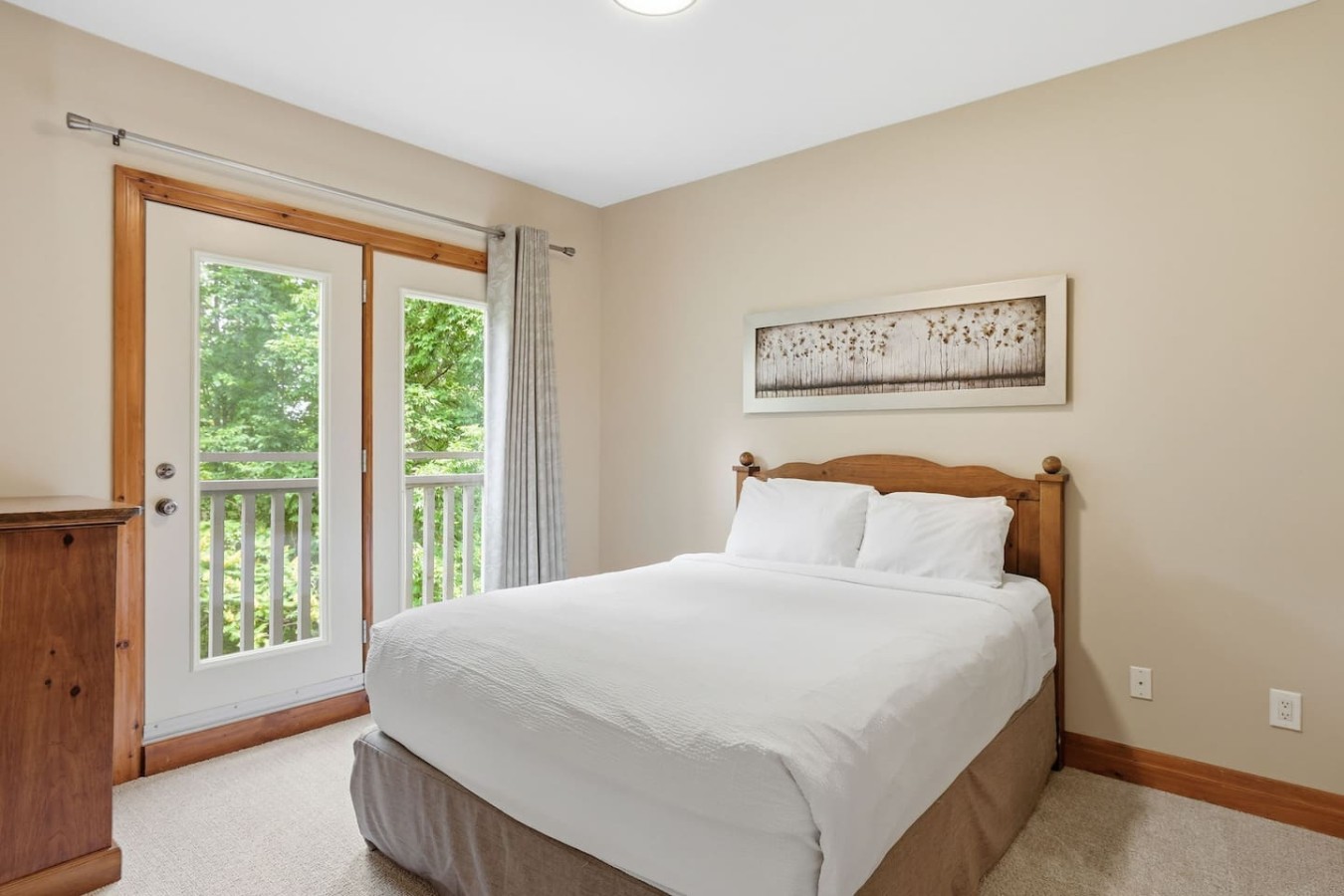 215 Snowbridge with Summer Pool | Photo 33