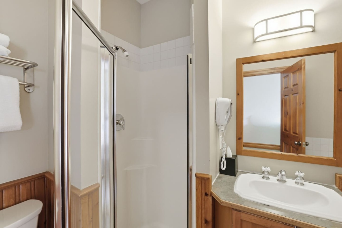 215 Snowbridge with Summer Pool | Photo 26