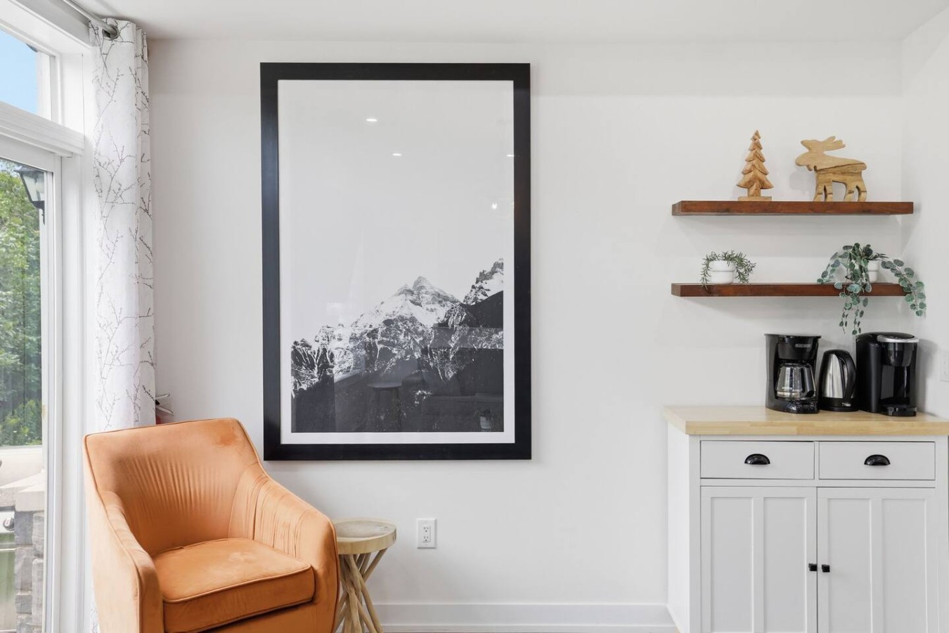 Crosswinds Basecamp: Modern Townhome Near Blue | Photo 13
