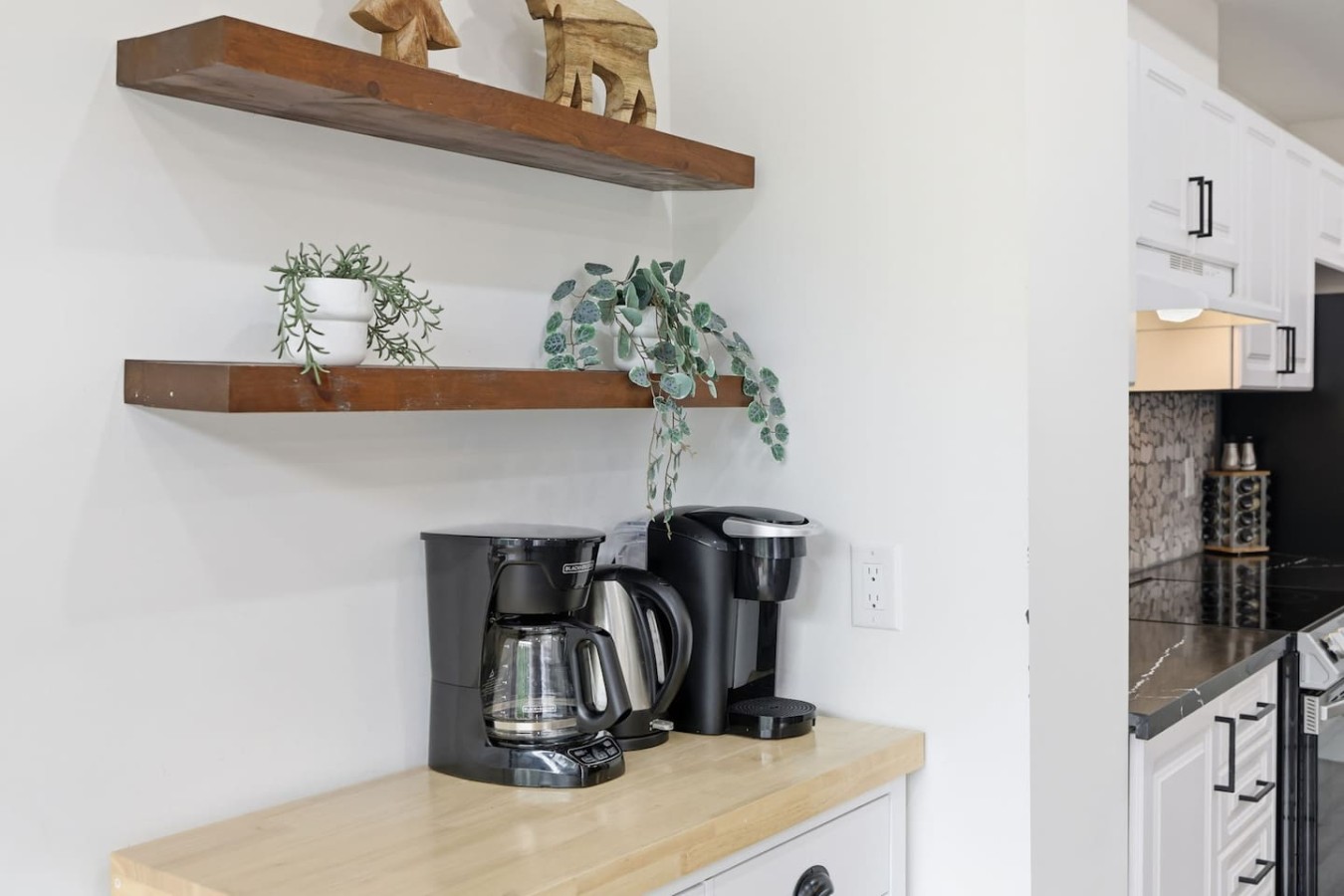 Crosswinds Basecamp: Modern Townhome Near Blue | Photo 14