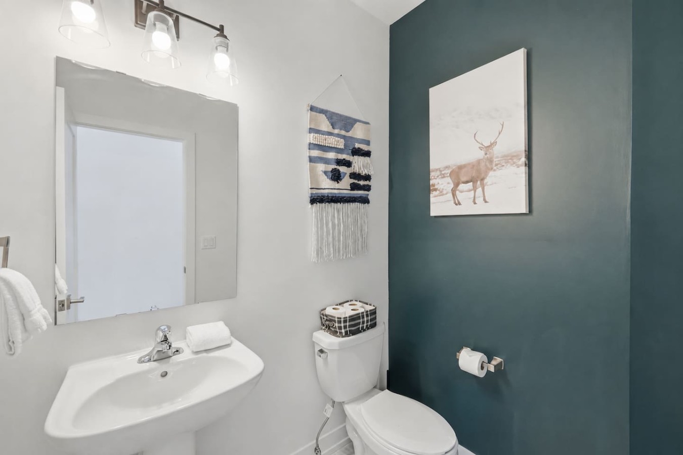 Crosswinds Basecamp: Modern Townhome Near Blue | Photo 29