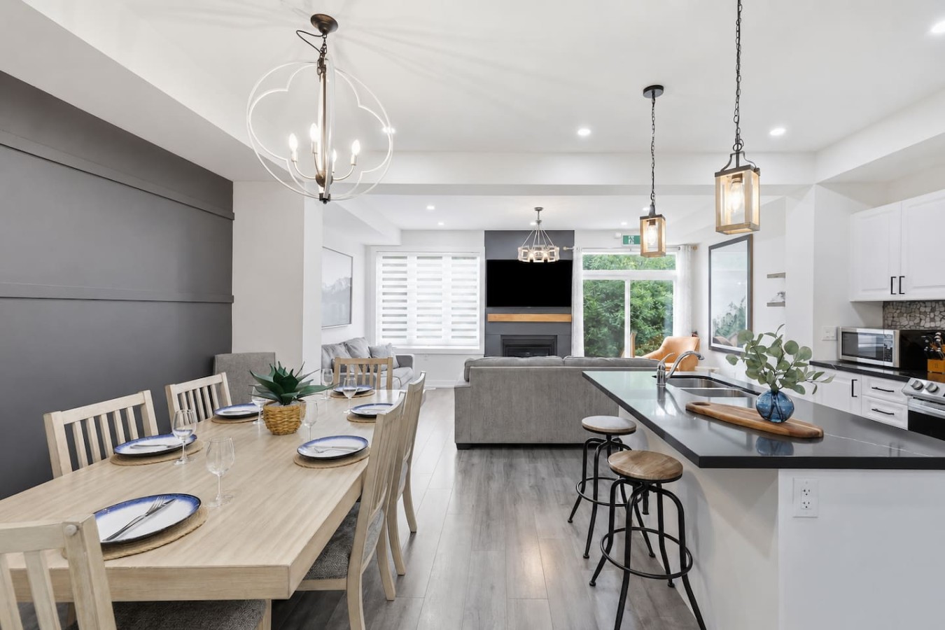 Crosswinds Basecamp: Modern Townhome Near Blue | Photo 15