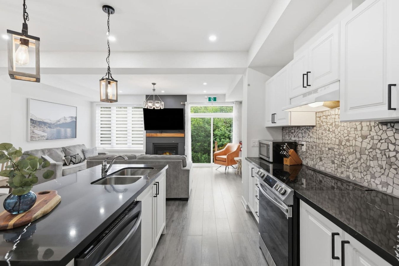 Crosswinds Basecamp: Modern Townhome Near Blue | Photo 11
