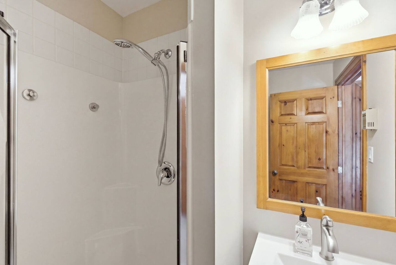 101 Snowbridge with Summer Pool | Photo 22