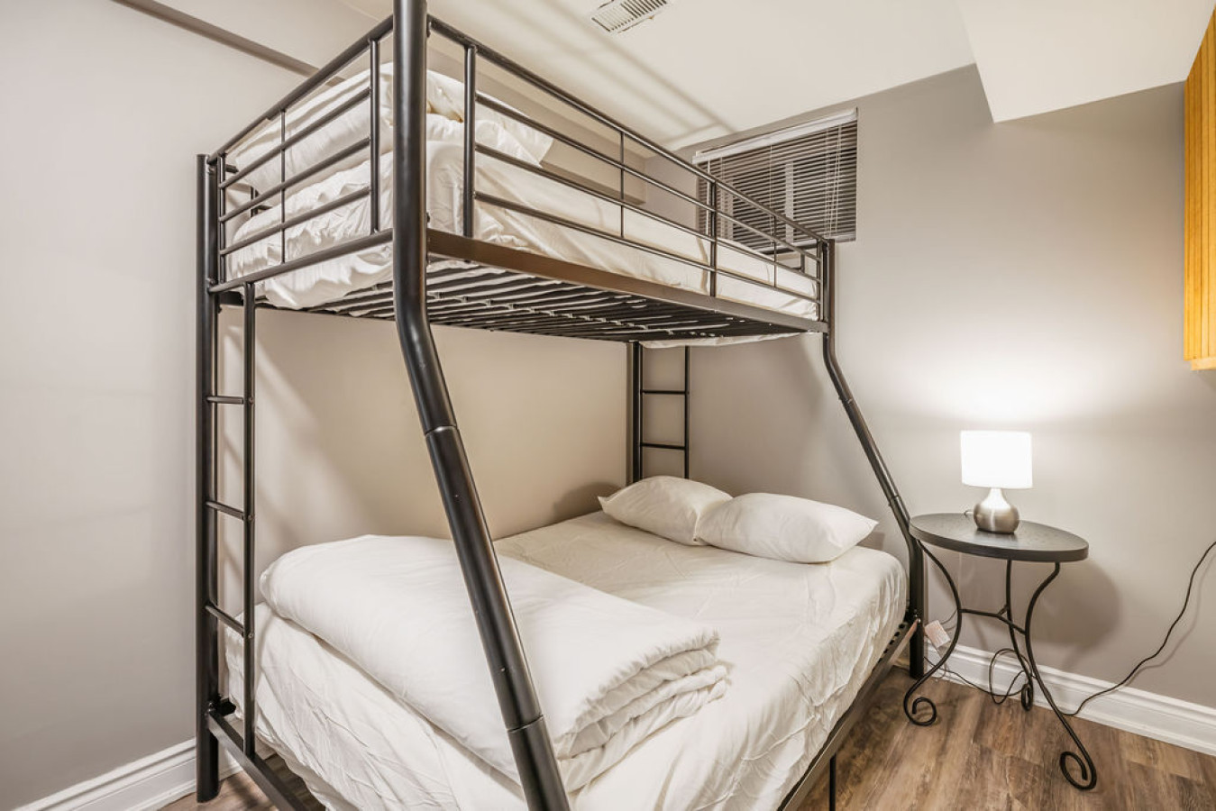 Liisa's Lodge: Private Pool + Hot Tub 23