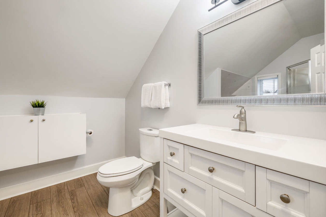 Liisa's Lodge: Private Pool + Hot Tub 18