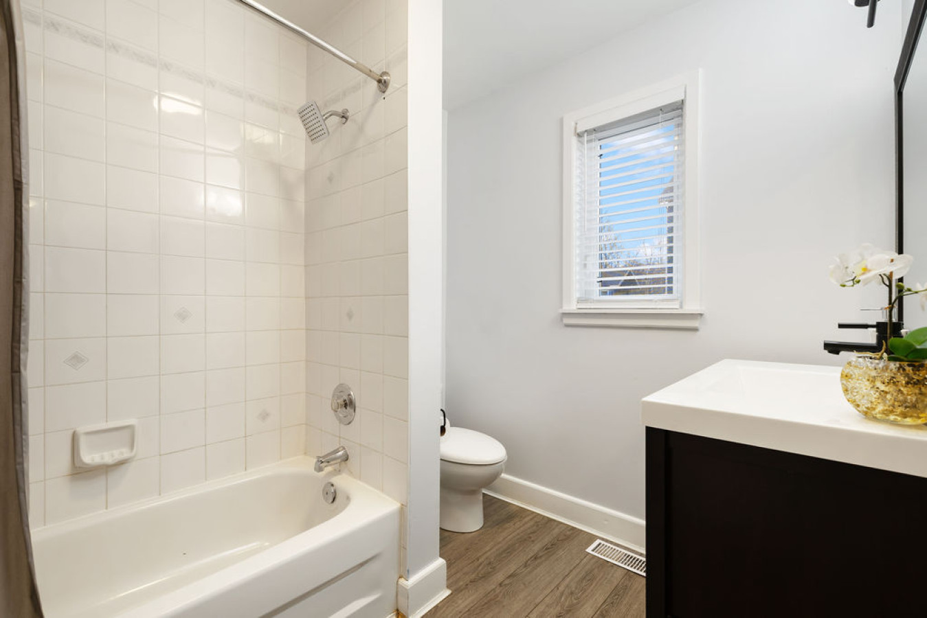 Liisa's Lodge: Private Pool + Hot Tub 15