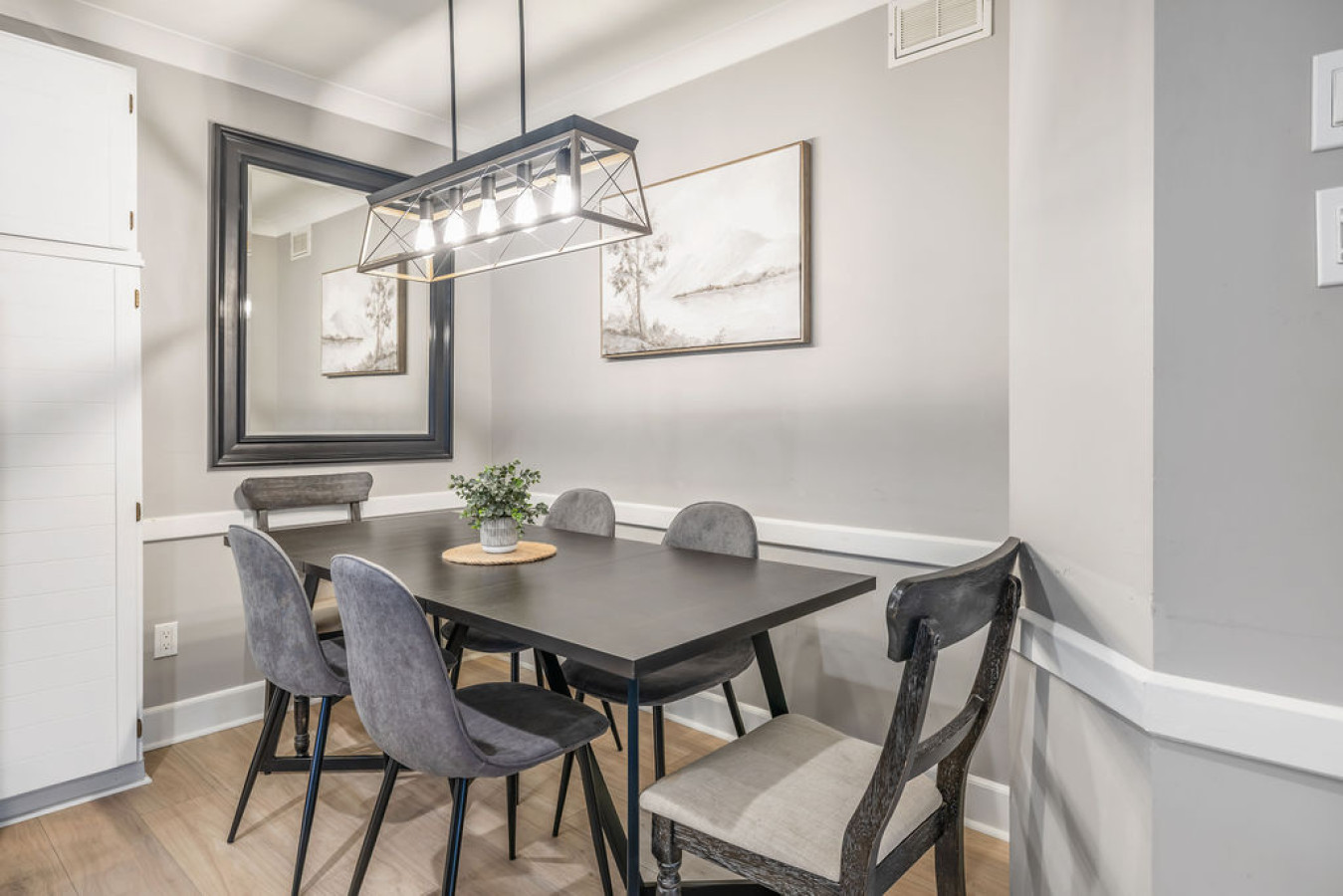 Liisa's Lodge: Private Pool + Hot Tub 10