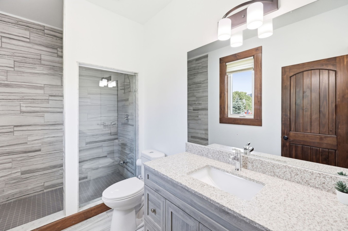 10-web-or-mls-126_Arlberg_Crescent_The_Blue_Mountains_010