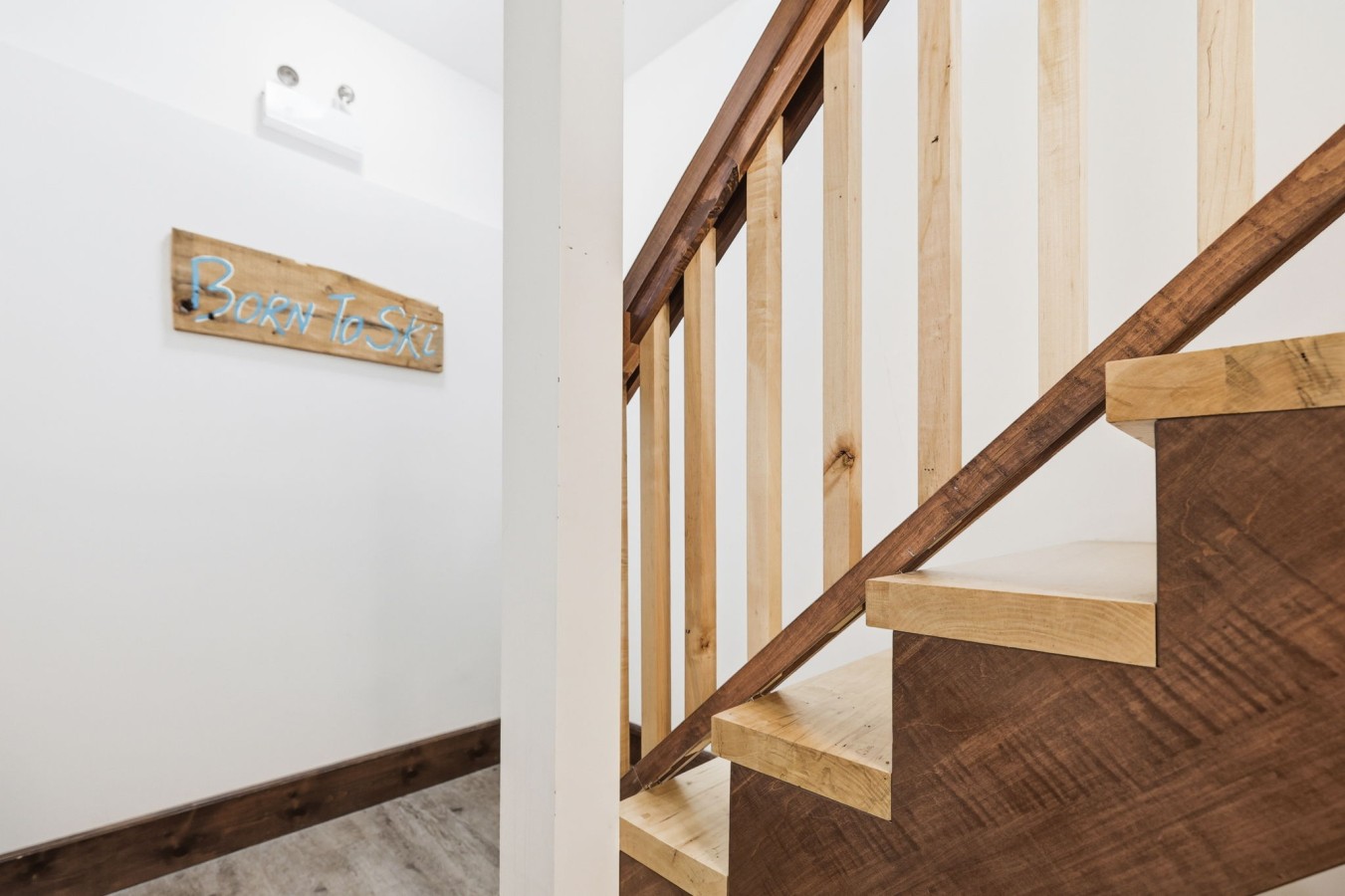 43-web-or-mls-126_Arlberg_Crescent_The_Blue_Mountains_047
