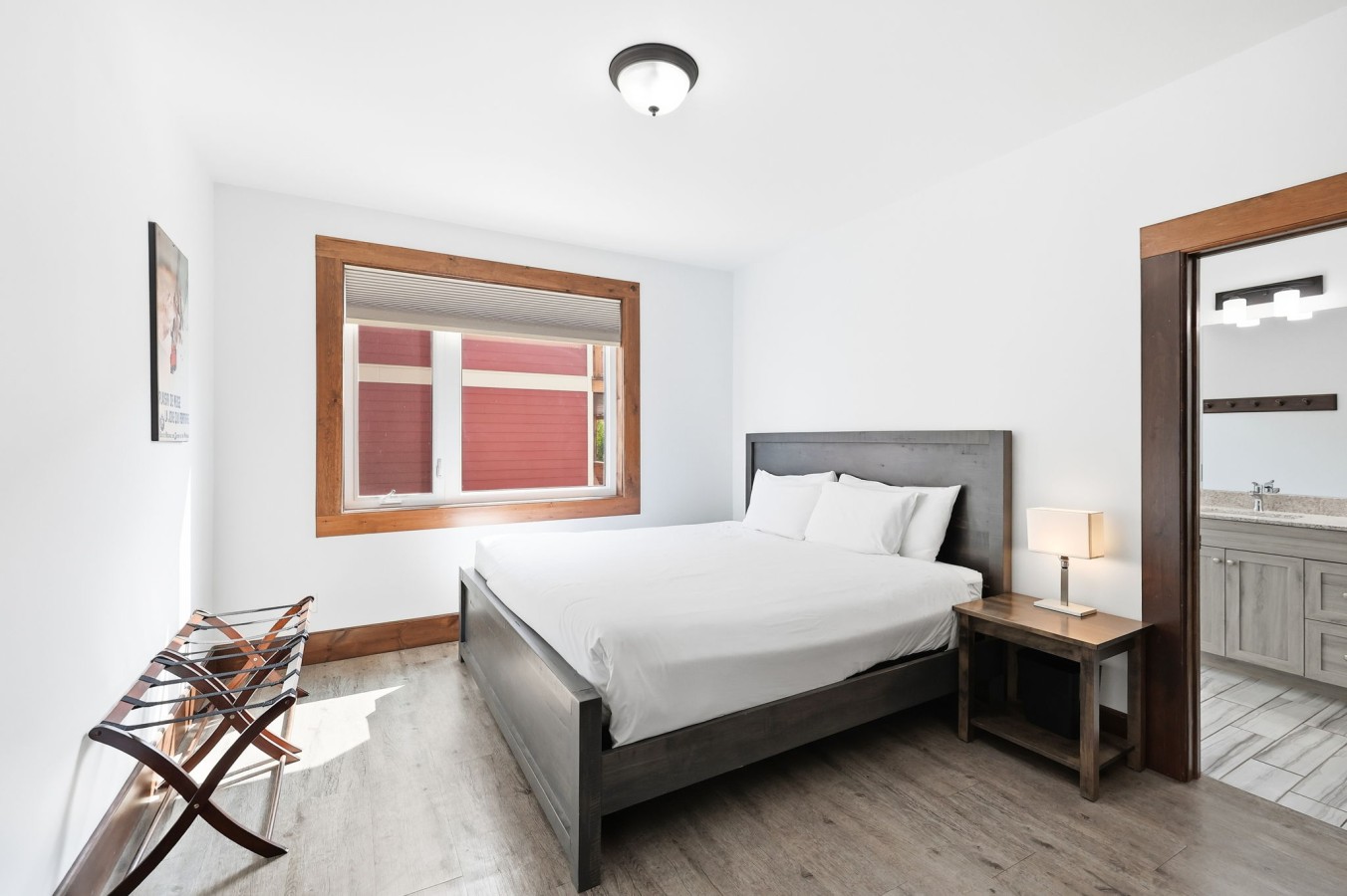 13-web-or-mls-126_Arlberg_Crescent_The_Blue_Mountains_013