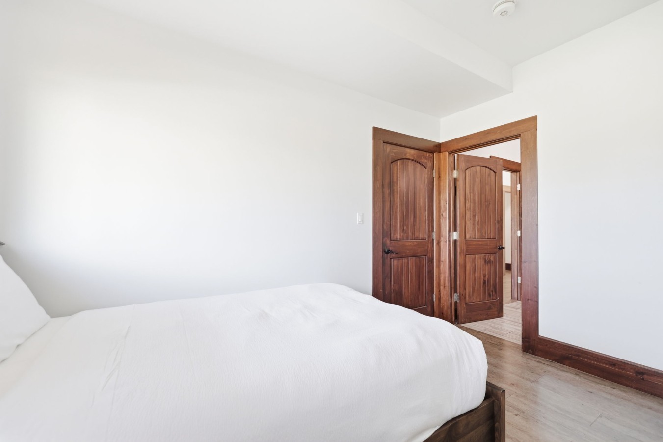 6-web-or-mls-126_Arlberg_Crescent_The_Blue_Mountains_006