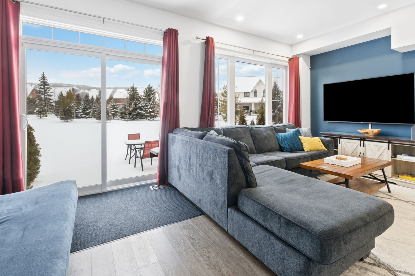 40 Snowbridge: Sauna, Games Room, Mountain View 10