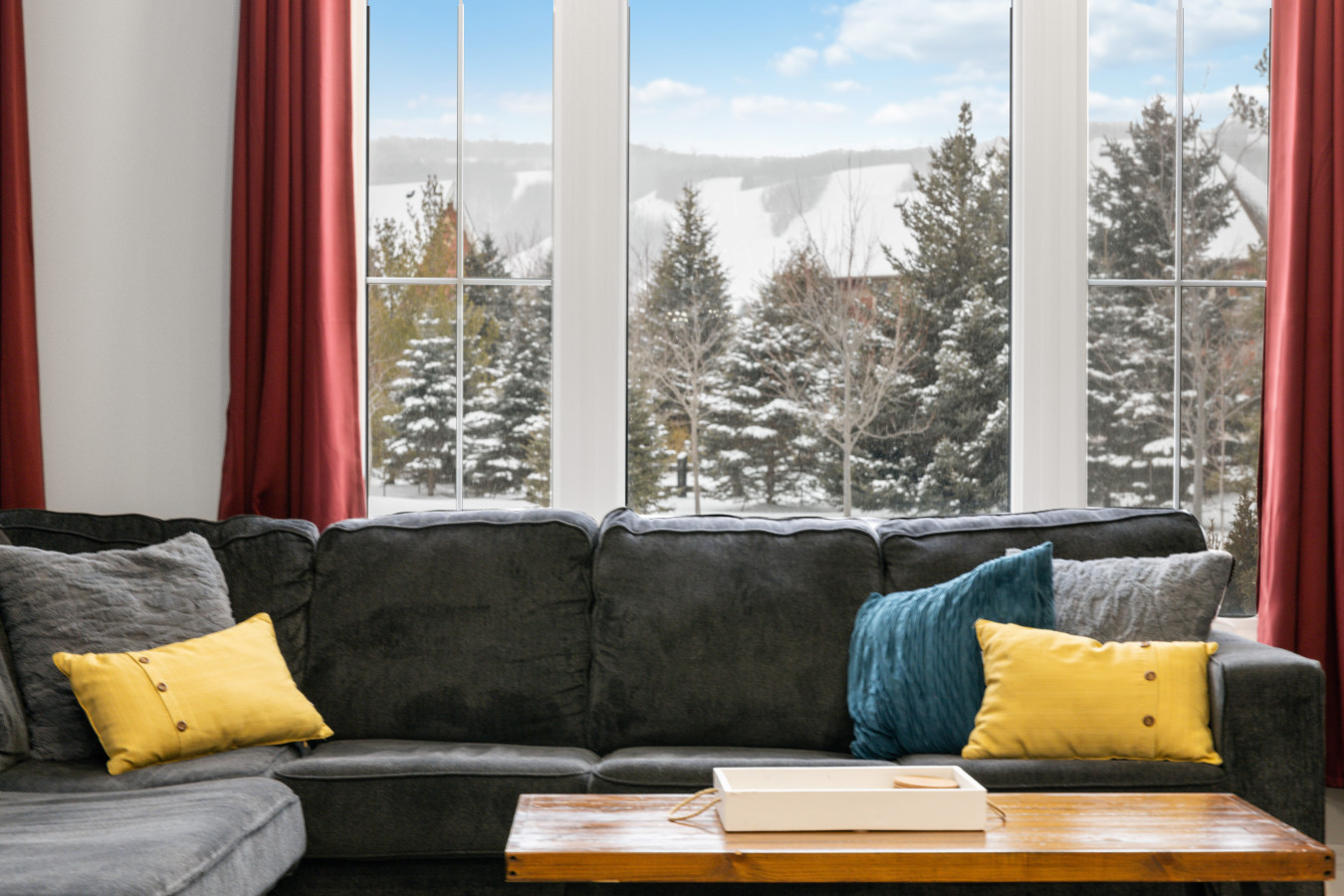 40 Snowbridge: Sauna, Games Room, Mountain View 12