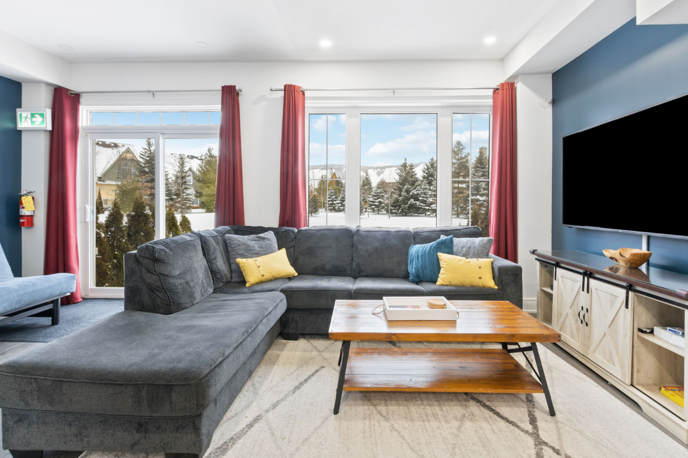 40 Snowbridge: Sauna, Games Room, Mountain View 9