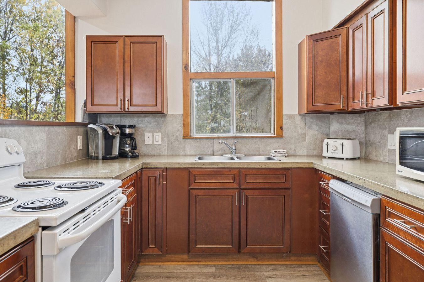 The Hickory Hideaway 10